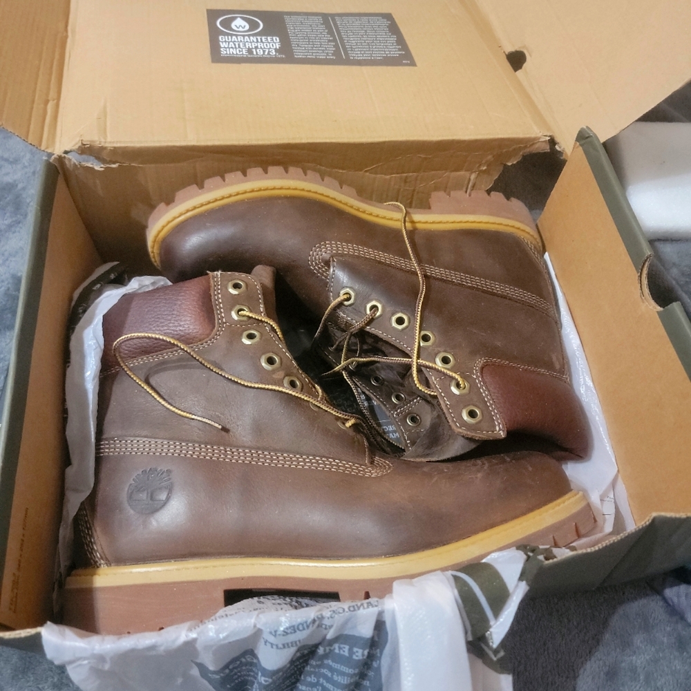 Timberland Boots size 7 Brown
